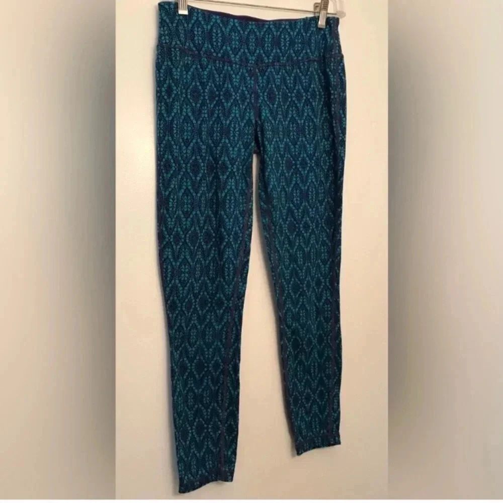 Prana Blue Printed Yoga Capri Leggings Size Medium Activewear Athleisure